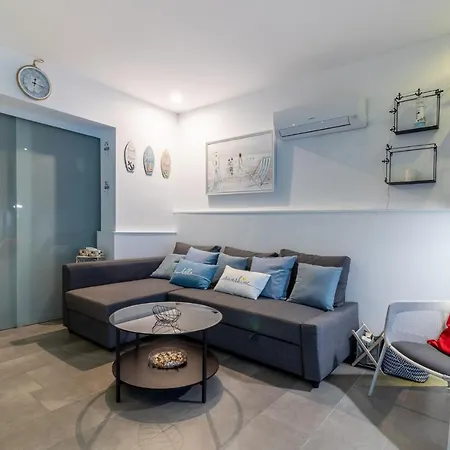 Flatguest Carpe - - Balcony - Wifi *